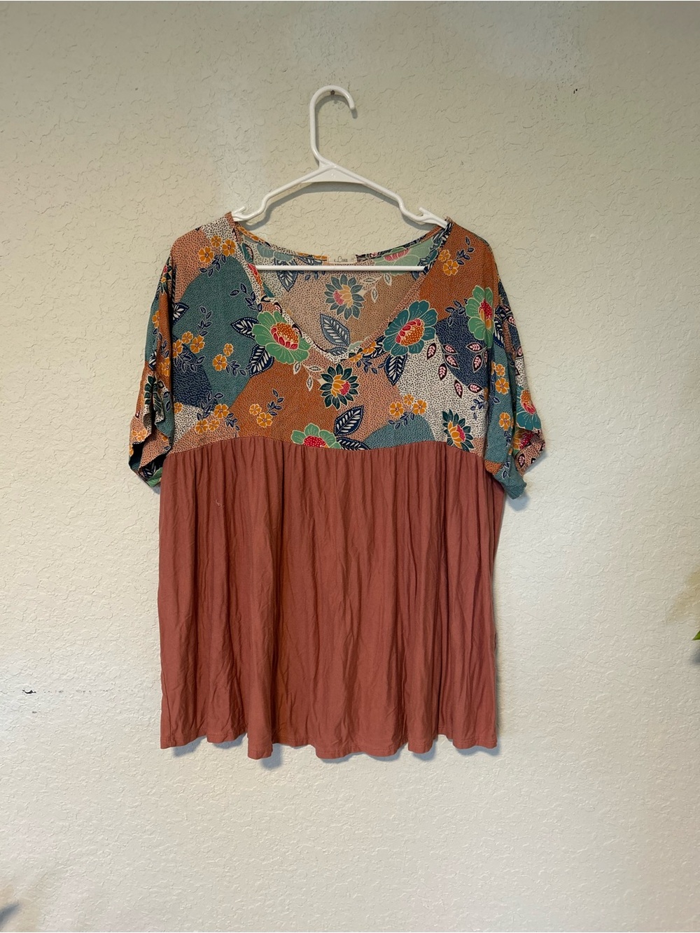 Boho Floral Babydoll Blouse, Flowy Tunic Top Boutique Style Size 1X - Picture 2 of 7